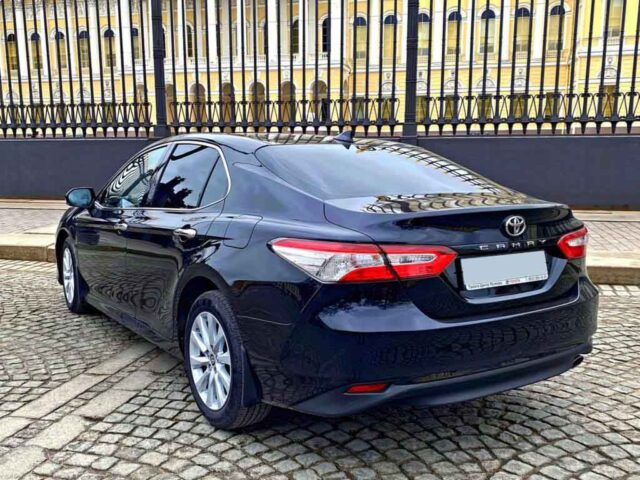 Аренда Toyota Camry XV70 с водителем в Санкт-Петербурге — NEVA-CARS.RU